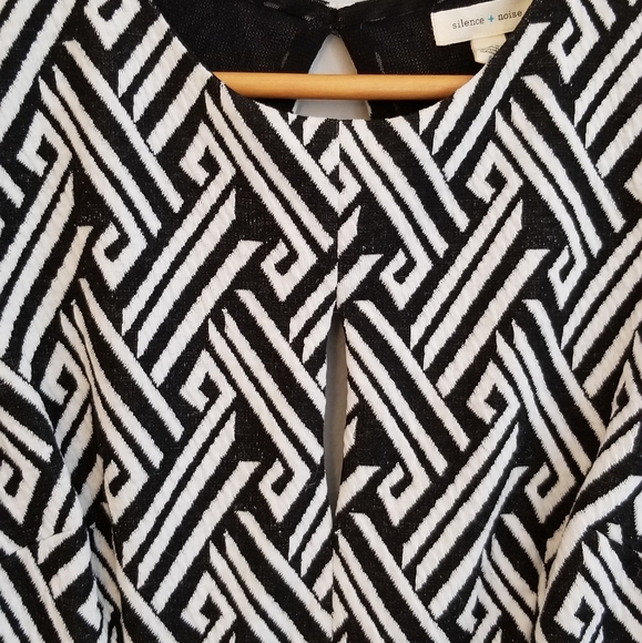 Urban Outfitters black white mini dress - Picture 4 of 4